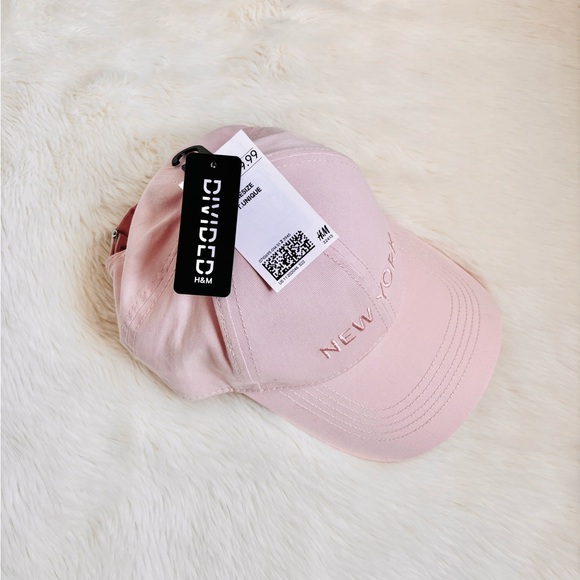 h&m baby pink embroidered new york baseball cap - Picture 5 of 8